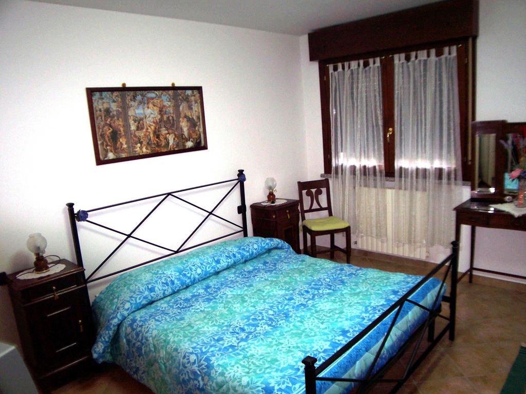 B&B Il Parco Parma Szoba fotó